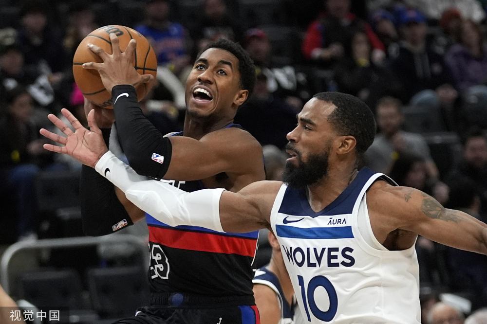 台上更具竞 台上更具竞